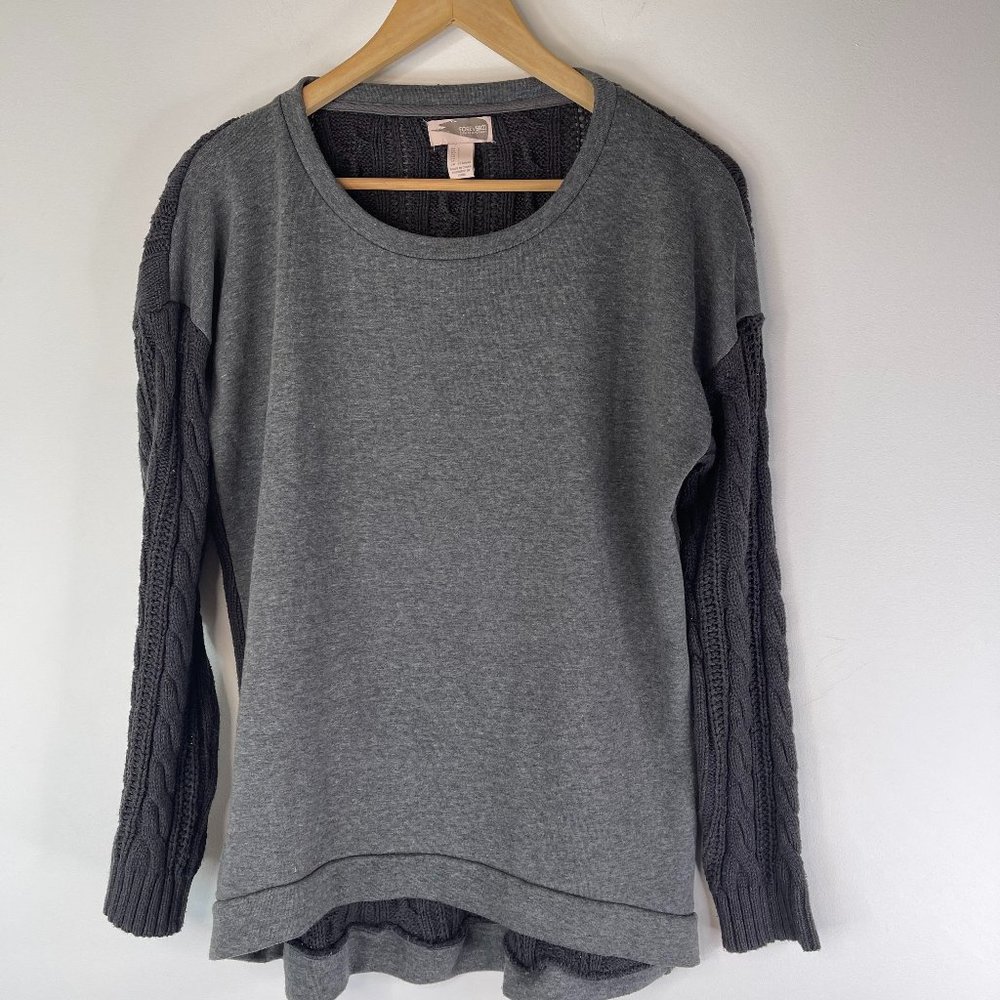 FOREVER 21 Women Two Tone Gray Cable Knit Back Long Sleeve Pullover Top